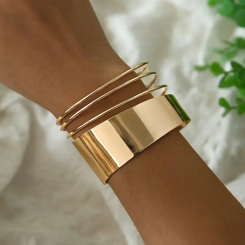 Elegant vintagearmbånd i guld