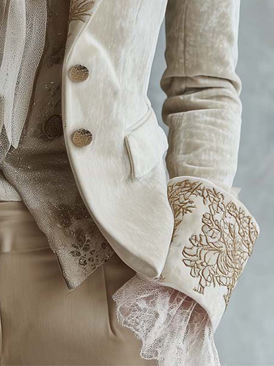 Constance | Skræddersyet elfenbensblazer med broderi