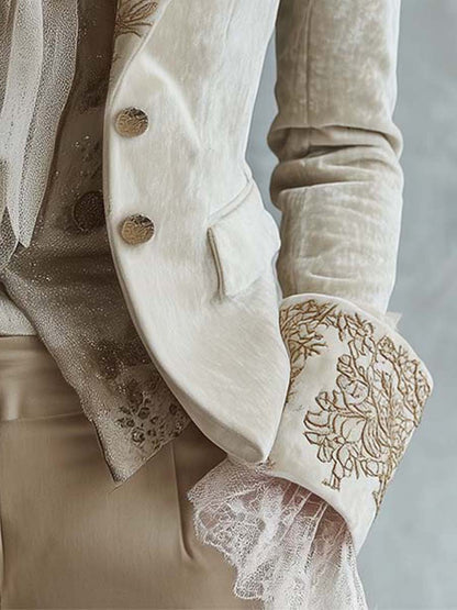 Constance | Skræddersyet elfenbensblazer med broderi