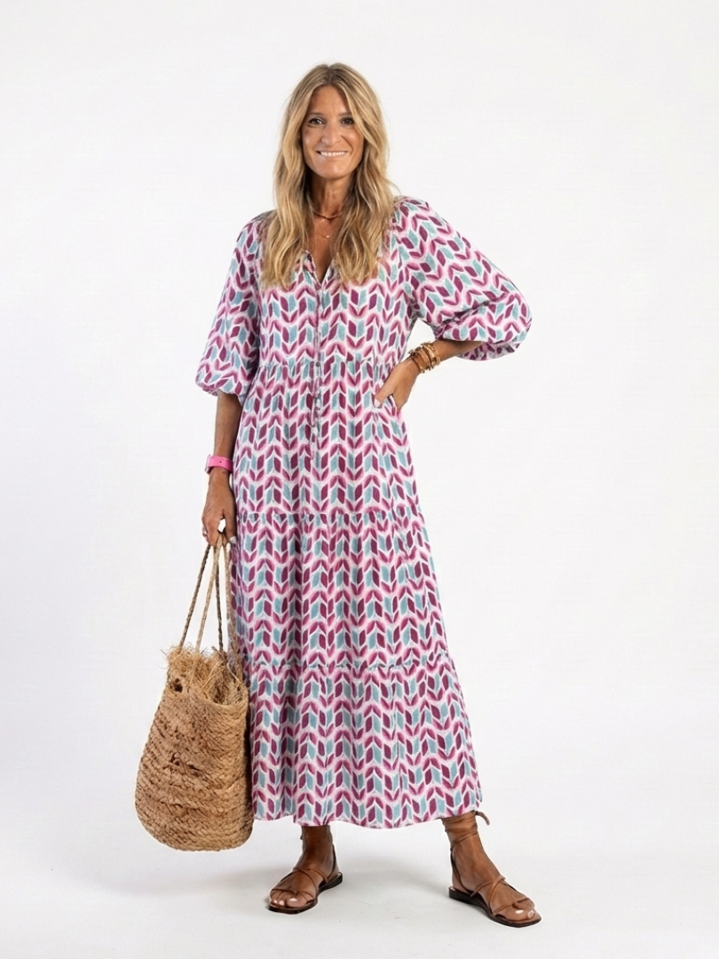 Mireya | Midikjole med lag, lange ærmer og geometrisk print