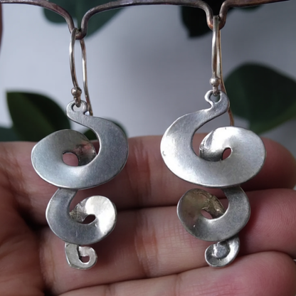 Spiralformede vintage sølvøreringe