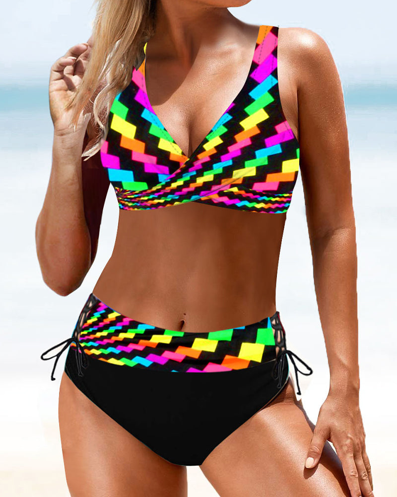 Eva - Farverig og glad bikini