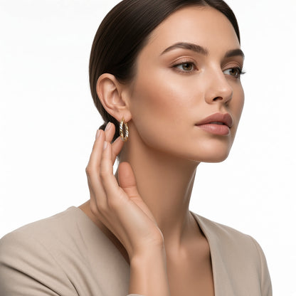 Céravelle™ — Snoede creoler med strålende elegance