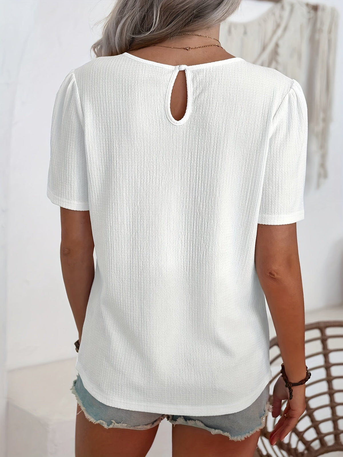 Noémie™ — Elegant T-shirt med subtil tekstur