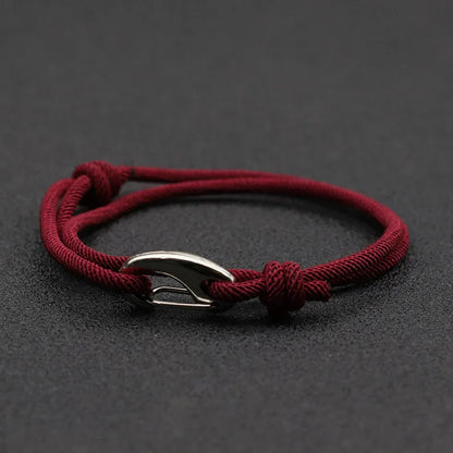 Alex™ — Raffineret armbånd i tidløs stil