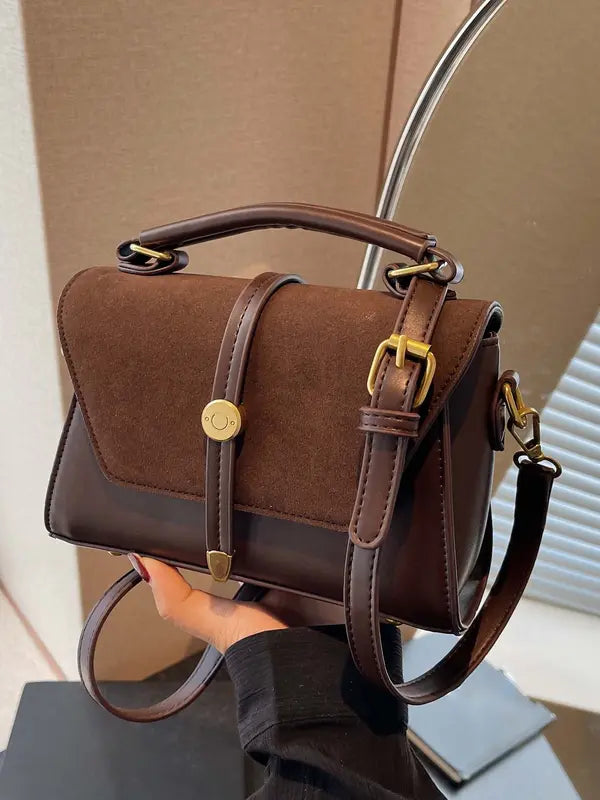 Élodie™ — Firkantet crossbody-taske med chic kontrastsyning