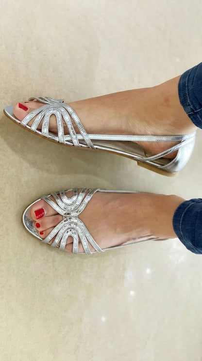 Eleonora gyldne sandaler – sommerlys