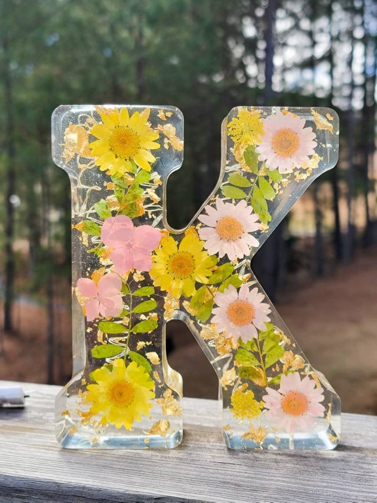 🌸Håndlavet natlampe med blomster i resin