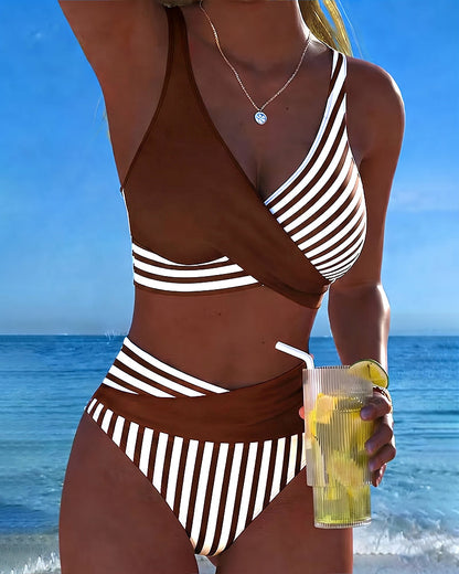 Delphantine™ — Stribet bikini med vikletop og høj talje, sommerglød