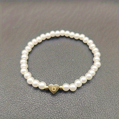 Elegant Armbånd med Initial i Hjerte (A–Z)
