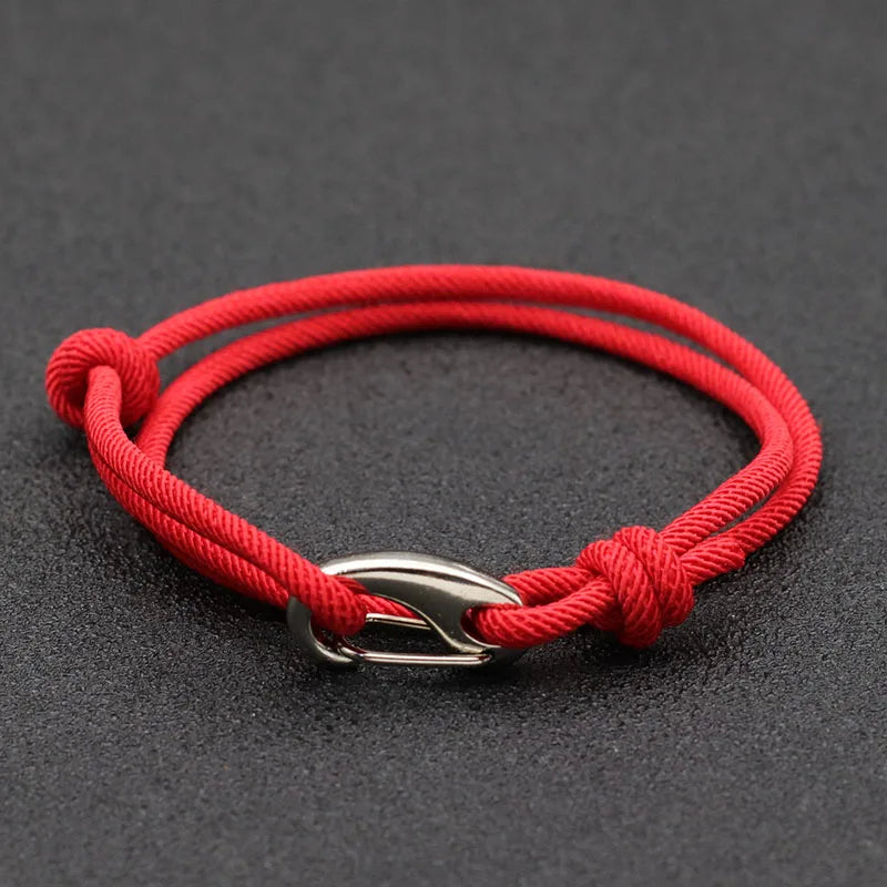 Alex™ — Raffineret armbånd i tidløs stil