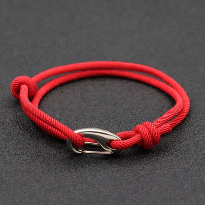 Alex™ — Raffineret armbånd i tidløs stil