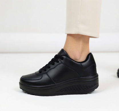 Auréline™ — Elegante, moderne og ergonomiske sneakers med kilesål