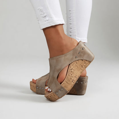 Guillemette™ — Platformmule i kork med nitter i boheme-stil