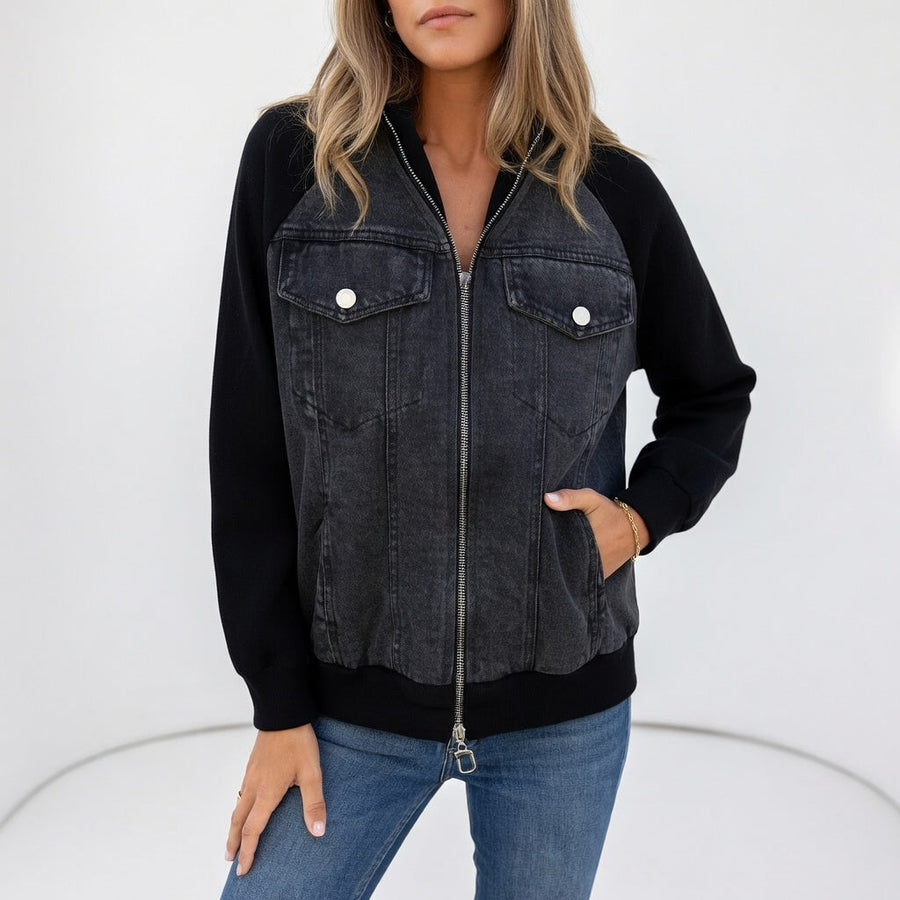Coraline™ — Casual jakke med kontrastdetaljer i moderne elegance