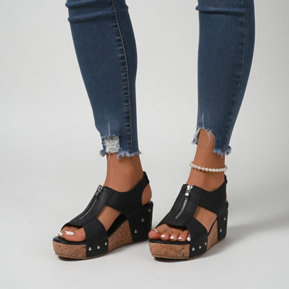 Philomène™ — Kilesandal med nitter i naturlig bohemestil
