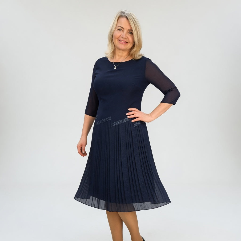 Christèle™ — Plisseret midikjole med sofistikeret elegance