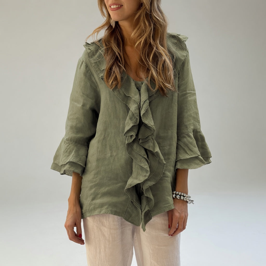 Apolline™ — Elegant flydende bluse med flæsekrave