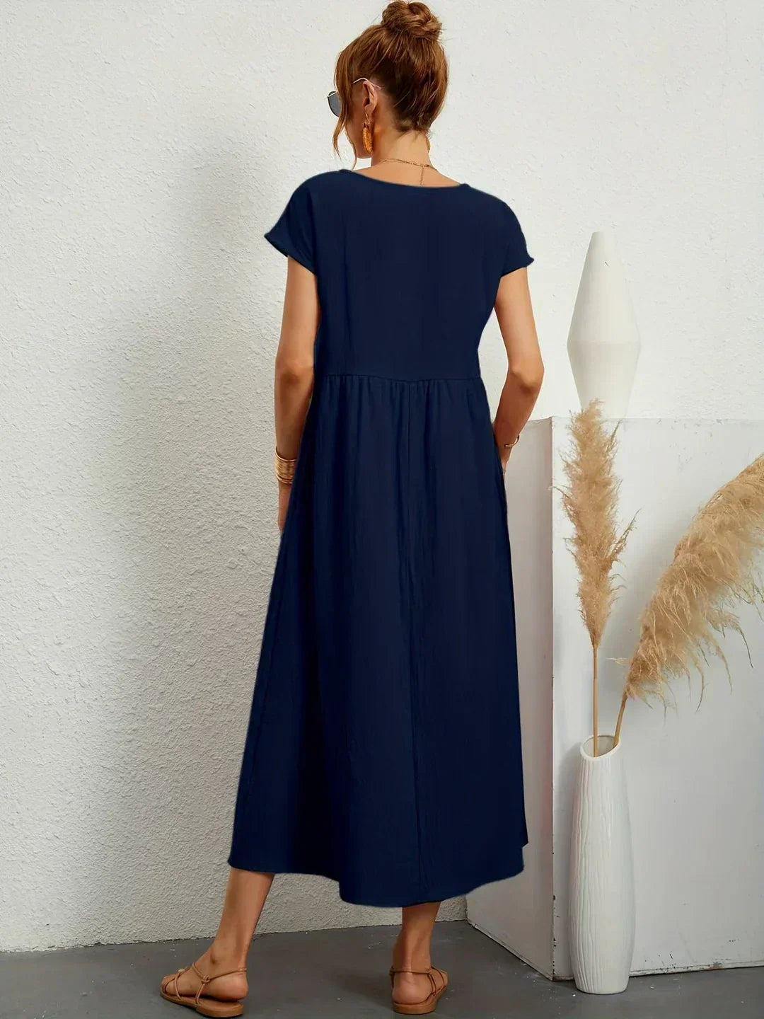 Gabrielle™ | Flydende midikjole med tidløs elegance