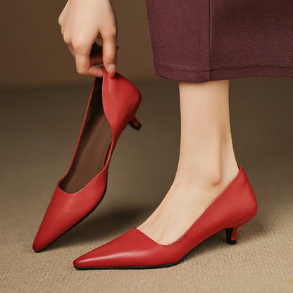 Orlisse pumps i læder med kitten heel
