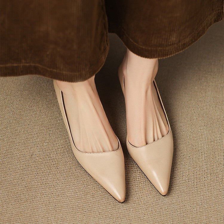 Orlisse pumps i læder med kitten heel