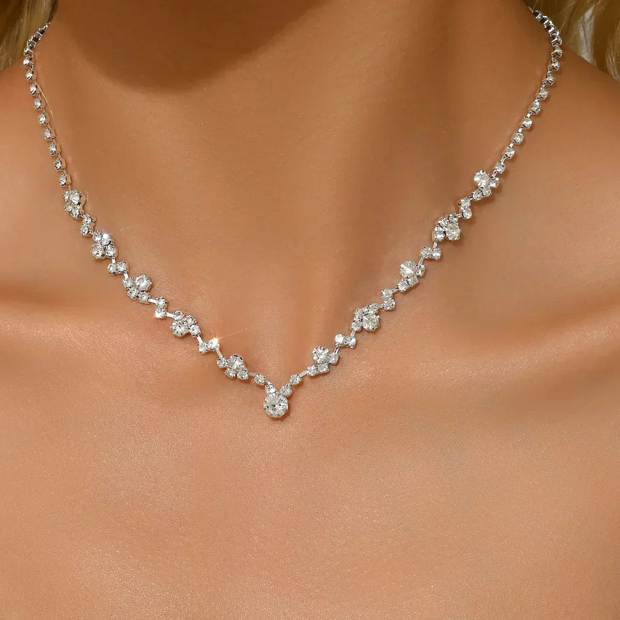 Elegant bryllupshalskæde med diamanter