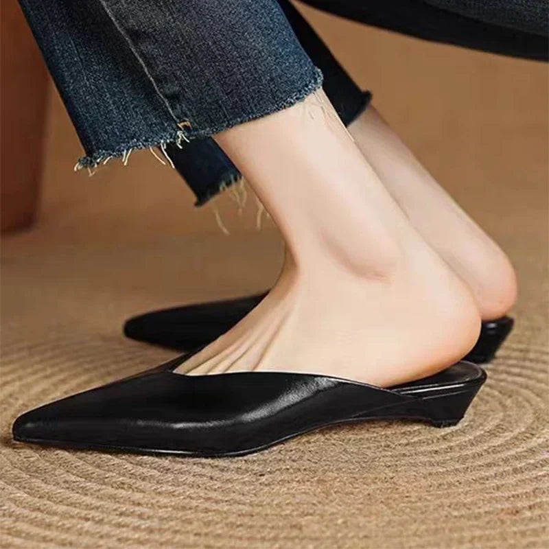 Bruna | Mules med spids tå