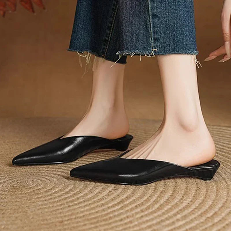 Bruna | Mules med spids tå