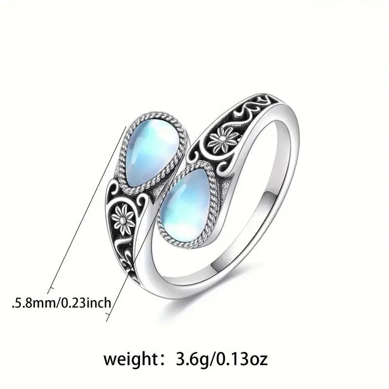 Elegant Ring med Blomst i Månesten