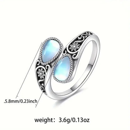 Elegant Ring med Blomst i Månesten