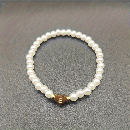 Elegant Armbånd med Initial i Hjerte (A–Z)