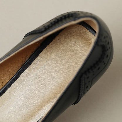 Célora pumps i læder med bånd