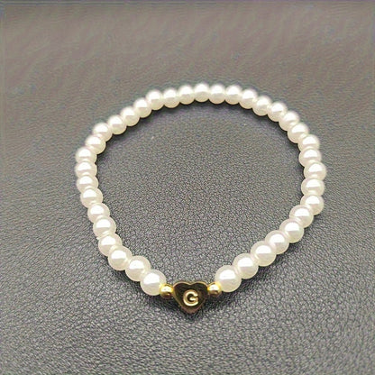 Elegant Armbånd med Initial i Hjerte (A–Z)