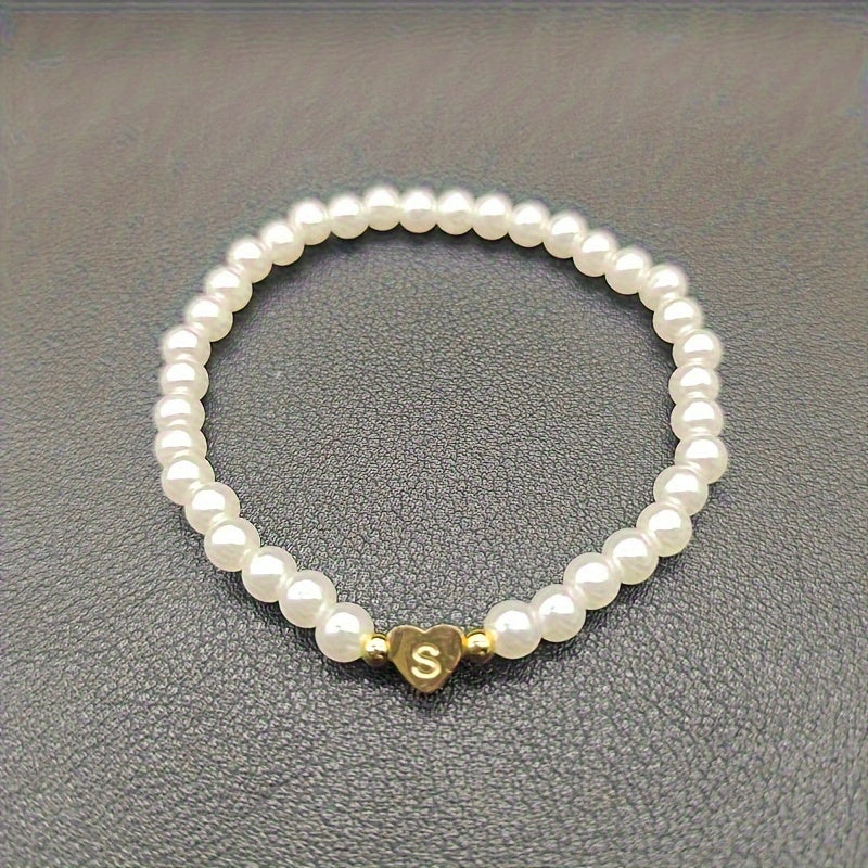 Elegant Armbånd med Initial i Hjerte (A–Z)
