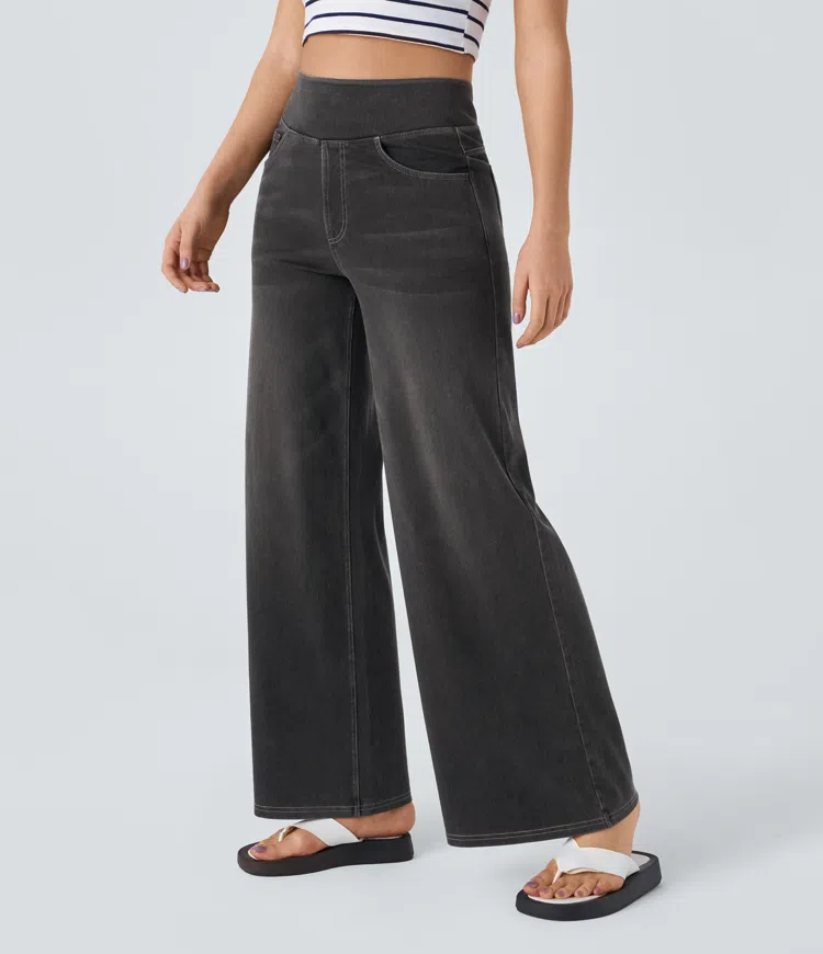 Meget elastiske jeans med vide ben og høj talje