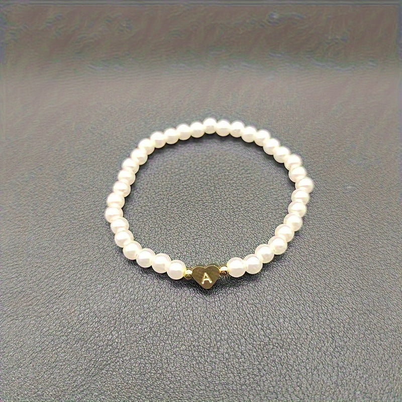 Elegant Armbånd med Initial i Hjerte (A–Z)