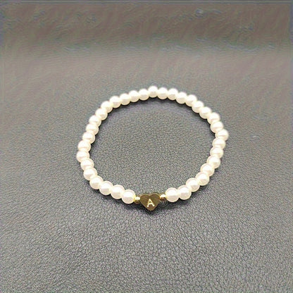 Elegant Armbånd med Initial i Hjerte (A–Z)