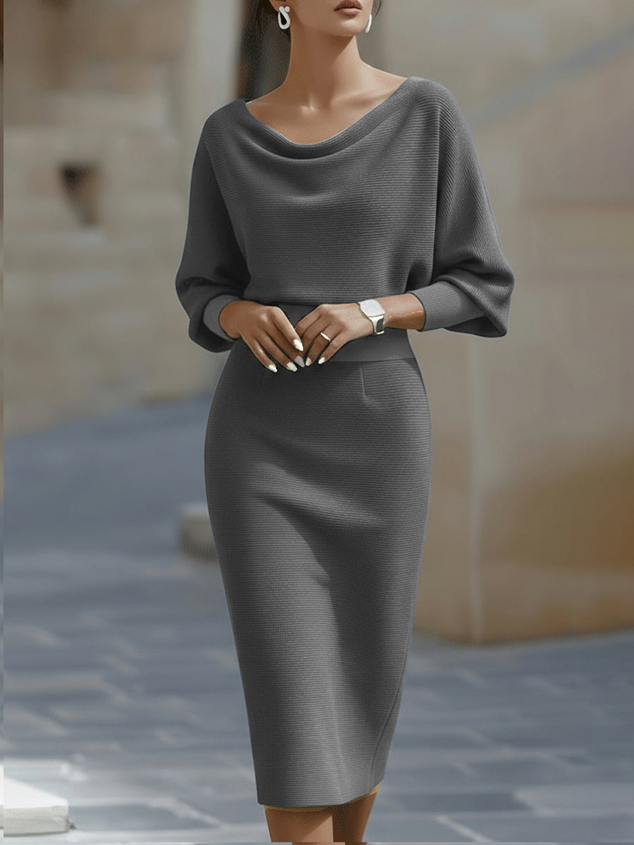 Clarisse™ — Elegant tidløs draperet midikjole