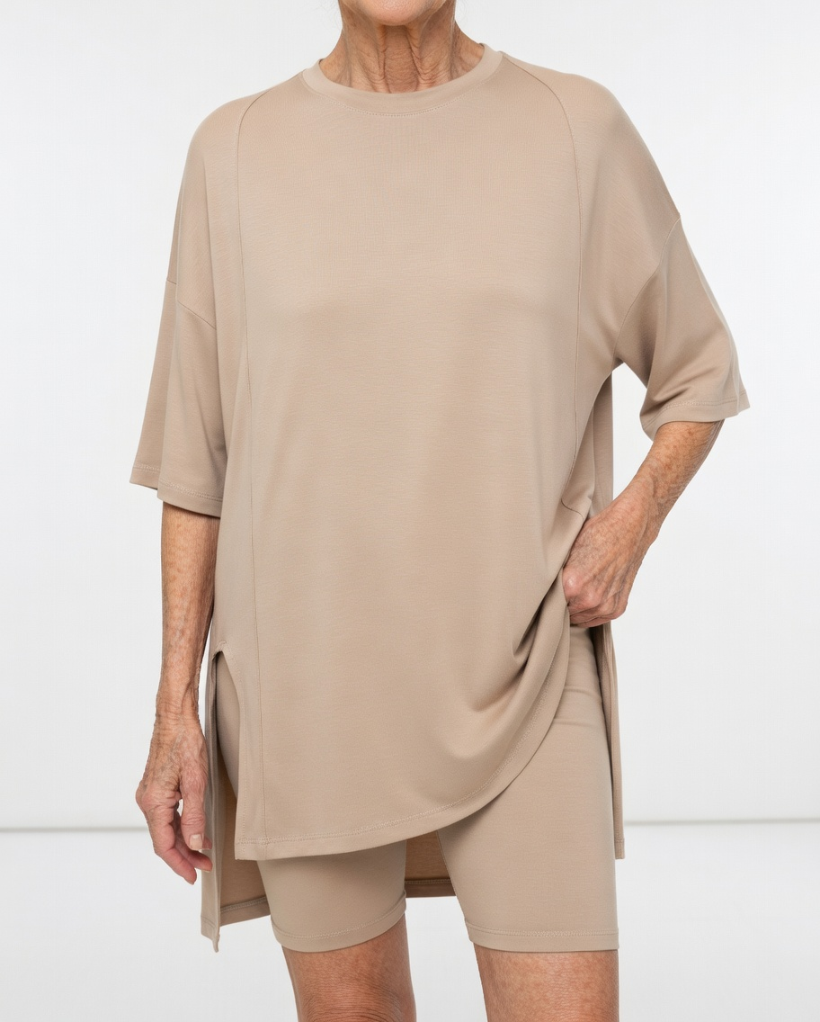 Louisette™ — Oversized T-shirt og shorts i afslappet komfort