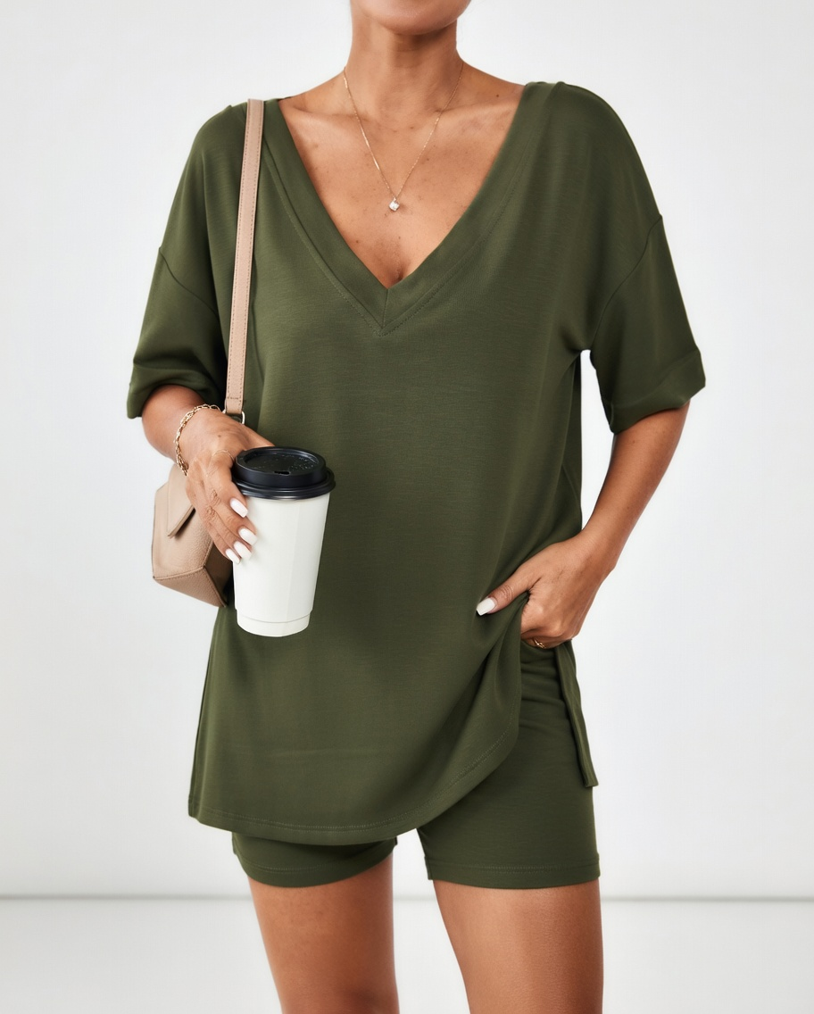 Louisette™ — Oversized T-shirt og shorts i afslappet komfort