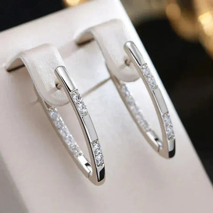 Elegante øreringe med zirkonia-sten