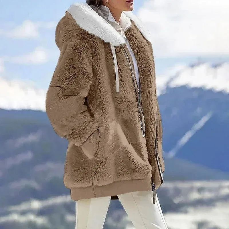 Aléana™ – Den elegante og varme vinterjakke med hætte og lynlås