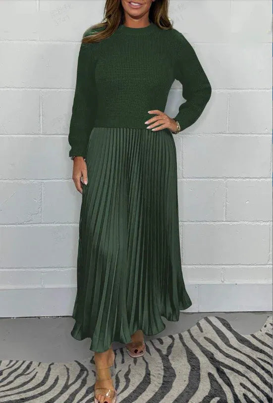 Claudine™ – Den plisserede sweaterkjole med elegance og komfort