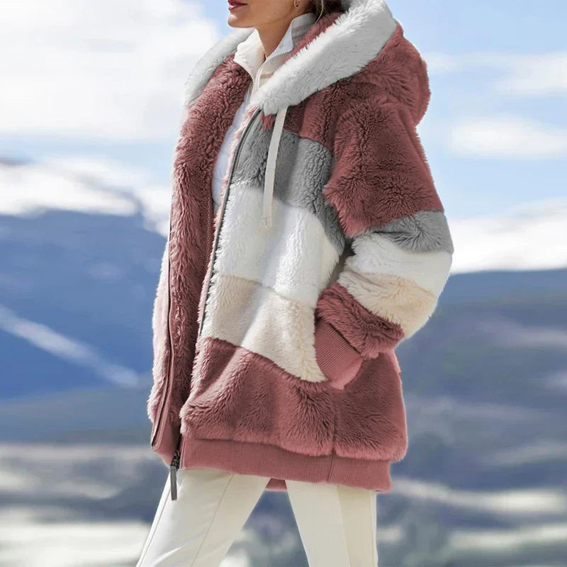 Aléana™ – Den elegante og varme vinterjakke med hætte og lynlås