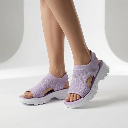 Sportelle™ — Sportssandal i mesh med profilsål og rem om hælen